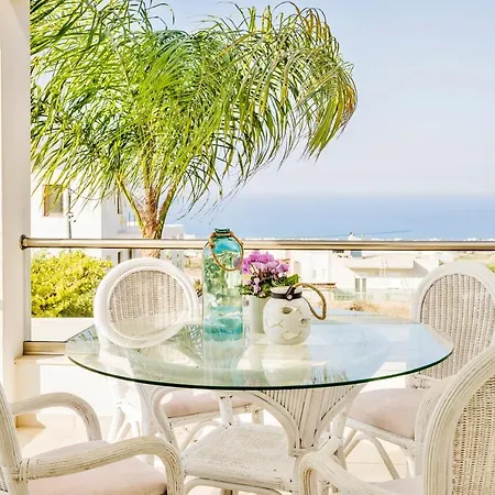 Bella Elena Villa